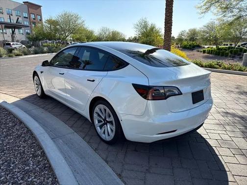 2022 Tesla Model 3 Standard Range