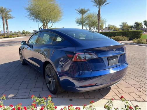 2022 Tesla Model 3 Standard Range
