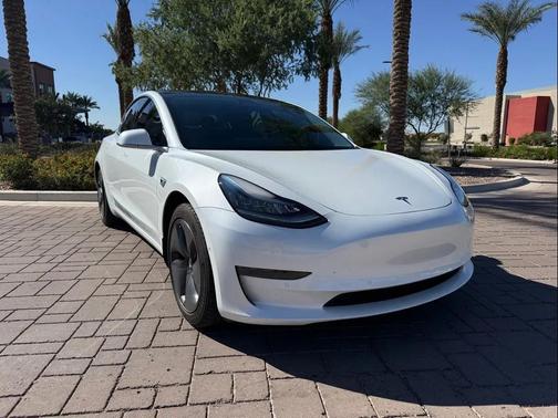 2019 Tesla Model 3 Standard Range Plus