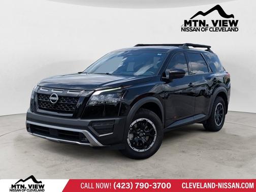 Black 2024 Nissan Pathfinder Rock Creek