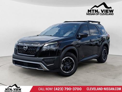 Black 2024 Nissan Pathfinder Rock Creek