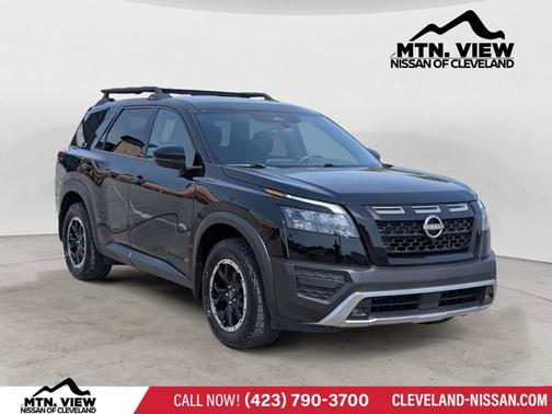 Black 2025 Nissan Pathfinder Rock Creek