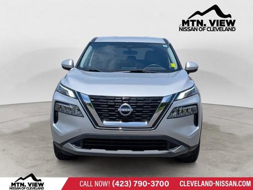Brilliant Silver Metallic 2023 Nissan Rogue SV