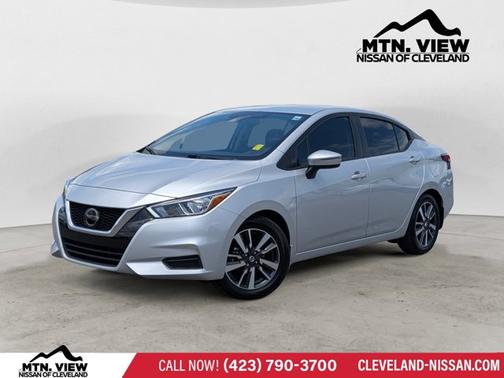 Brilliant Silver Metallic 2021 Nissan Versa 1.6 SV