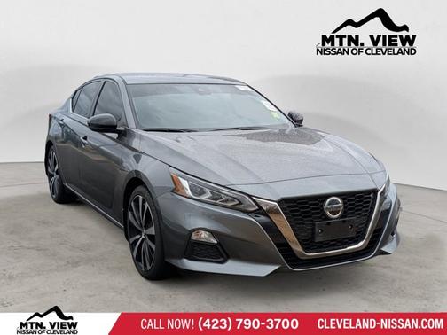 2022 Nissan Altima 2.5 SR