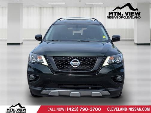 2020 Nissan Pathfinder SV