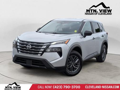 Brilliant Silver Metallic 2025 Nissan Rogue S