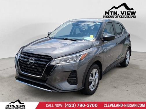 Gun Metallic 2025 Nissan Kicks Play S