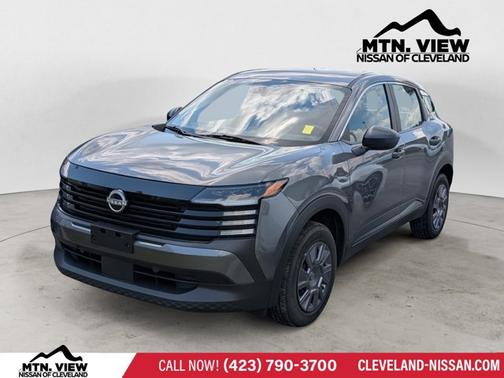 Gun Metallic 2025 Nissan Kicks S