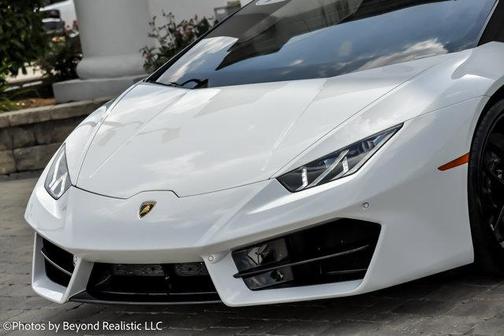 2019 Lamborghini Huracan LP580-2S