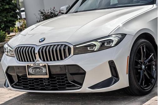 Mineral White Metallic 2023 BMW 330 i xDrive