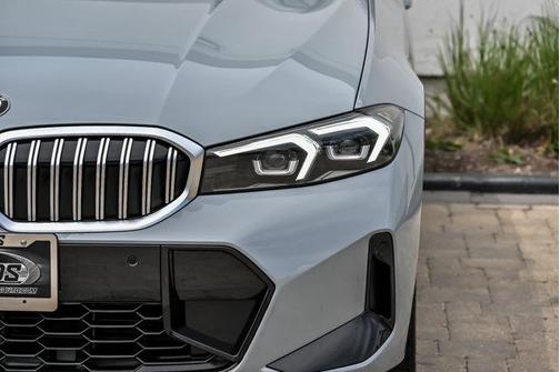 Brooklyn Gray Metallic 2024 BMW 330 i xDrive