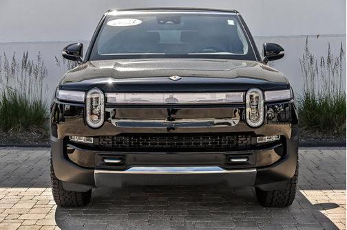 2023 Rivian R1S Adventure Quad Motor Large Pack