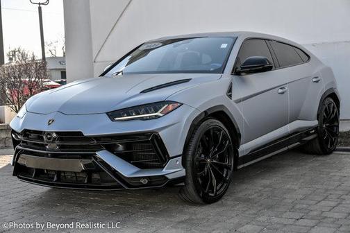 2023 Lamborghini Urus S