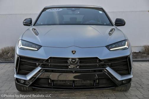2023 Lamborghini Urus S