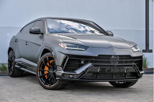 Grigio Keres Metallic 2024 Lamborghini Urus S