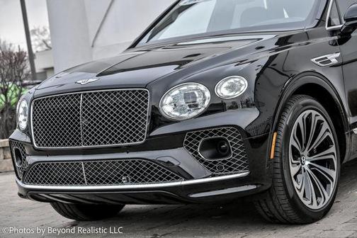 2023 Bentley Bentayga Hybrid V6