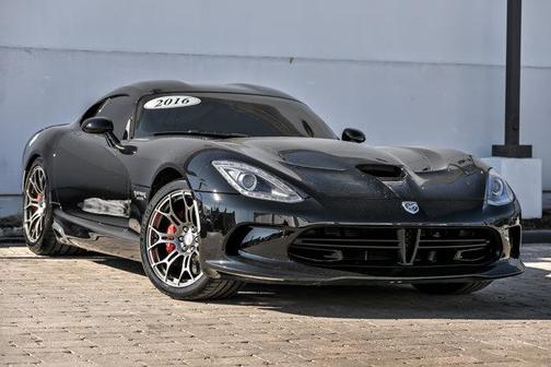 2016 Dodge Viper GTS