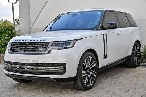 Ostuni Pearl White 2023 Land Rover Range Rover P400 SE
