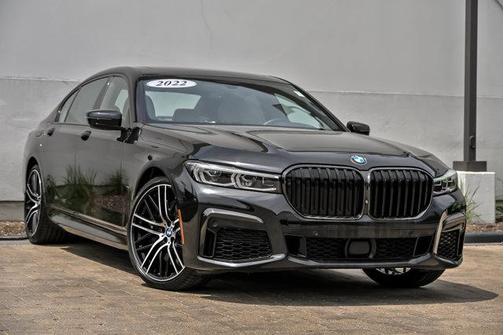 Black Sapphire Metallic 2022 BMW 750 i xDrive
