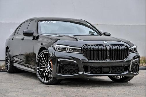 Black Sapphire Metallic 2022 BMW 750 i xDrive