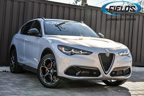 Moonlight Gray Metallic 2024 Alfa Romeo Stelvio Ti