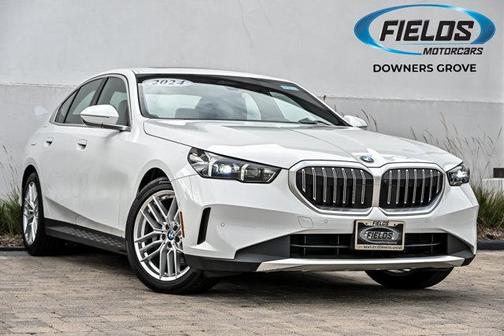 Alpine White 2024 BMW 530 i xDrive