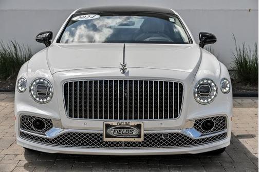 Glacier White 2024 Bentley Flying Spur Azure