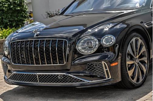 Beluga Black 2026 Bentley Flying Spur Azure