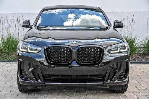 Black Sapphire Metallic 2023 BMW X4 xDrive30i