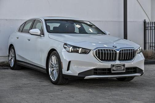 2024 BMW 530 i xDrive