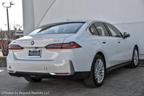 2024 BMW 530 i xDrive