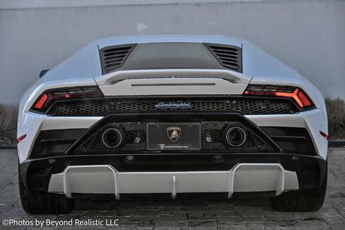 2021 Lamborghini Huracan EVO Base