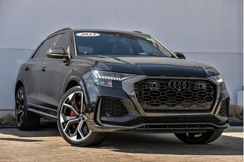 Mythos Black Metallic 2023 Audi RS Q8 4.0T quattro
