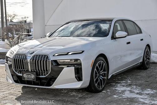 2025 BMW 740 i xDrive