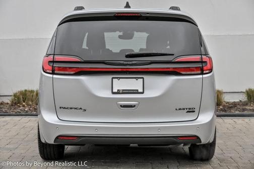 2024 Chrysler Pacifica Limited
