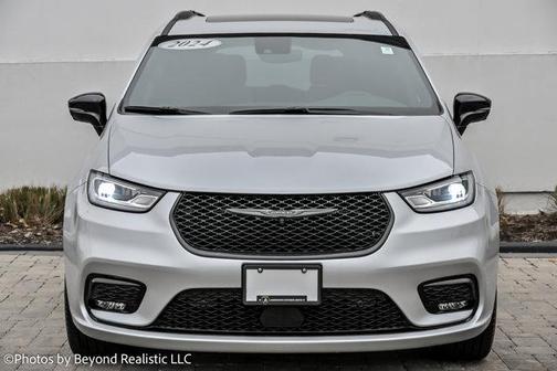 2024 Chrysler Pacifica Limited