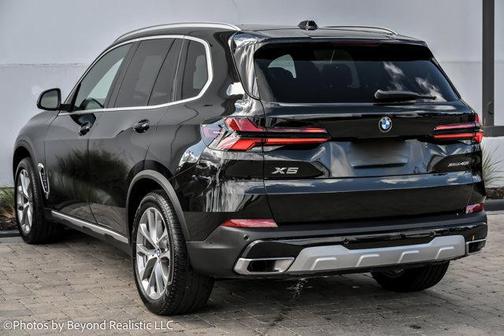 2025 BMW X5 xDrive40i