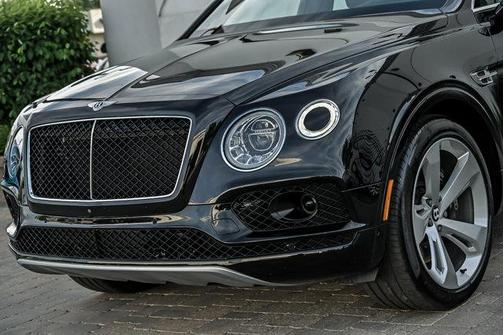 Onyx 2020 Bentley Bentayga V8