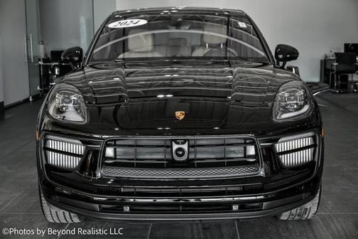 2024 Porsche Macan S