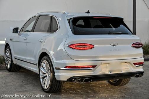 2024 Bentley Bentayga V8