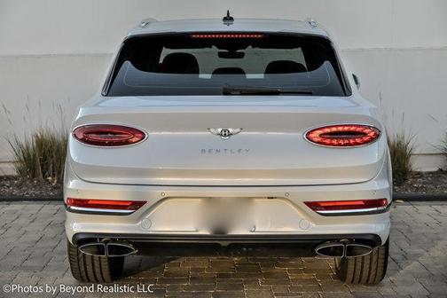2024 Bentley Bentayga V8