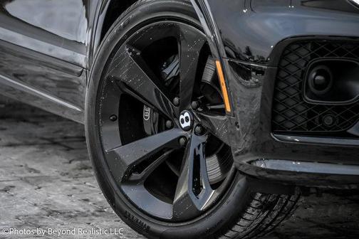 2023 Bentley Bentayga 