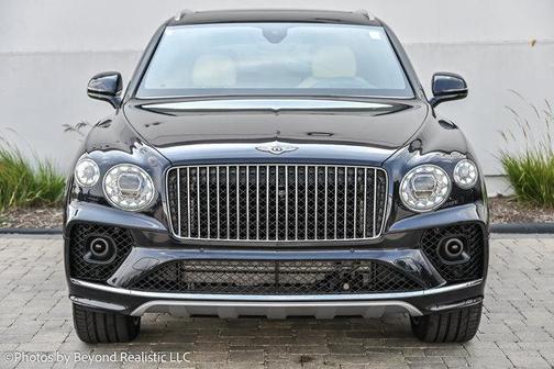 2023 Bentley Bentayga 