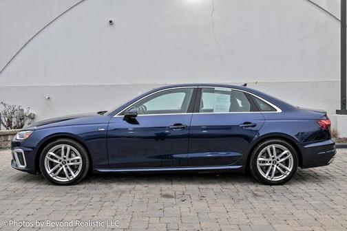2022 Audi A4 45 S line Premium Plus
