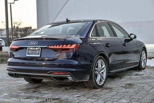 2022 Audi A4 45 S line Premium Plus