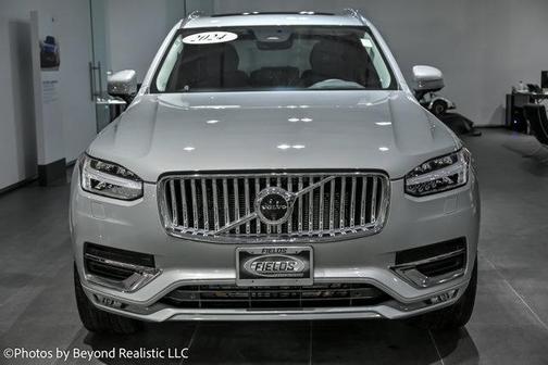 2024 Volvo XC90 B6 Plus Bright Theme 7-Seater