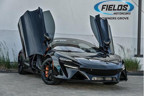 Black 2023 McLaren Artura