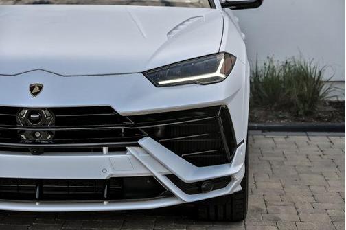 Bianco 2024 Lamborghini Urus S