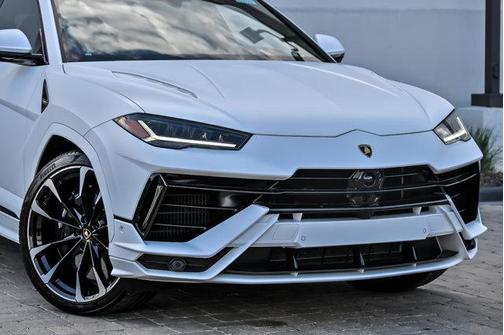 Bianco 2024 Lamborghini Urus S